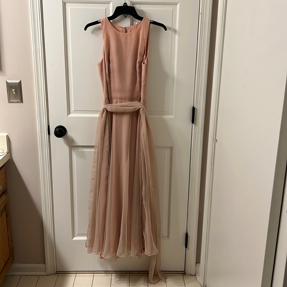 Elegant Pink Sleeveless Dress
